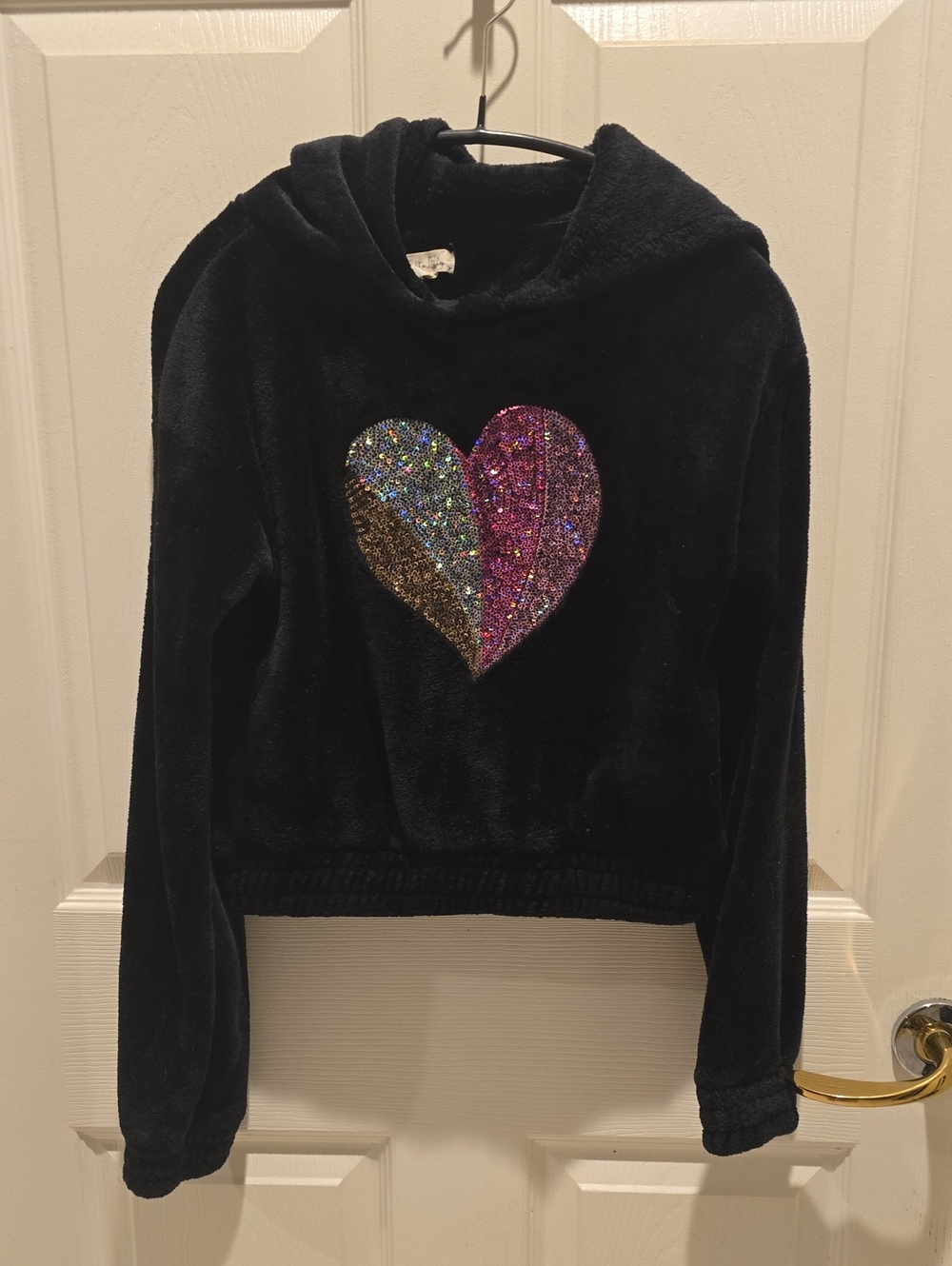 Black Sequin Heart Hooded Pullover Jacket